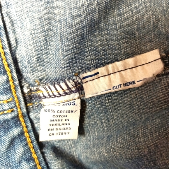 "Old Navy" brand Denim Jean Jacket - Picture 3 of 8